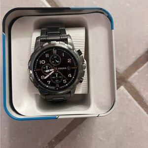 Fossil Authentic Black and Silver Watch-Will need batteries